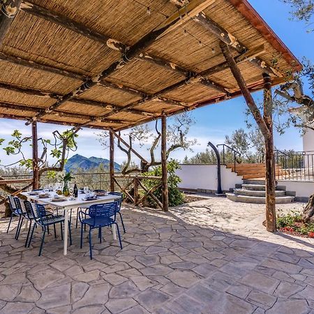 Villa Rusinella Minimalist Retreat With Sea Views マッサ・ルブレンセ エクステリア 写真