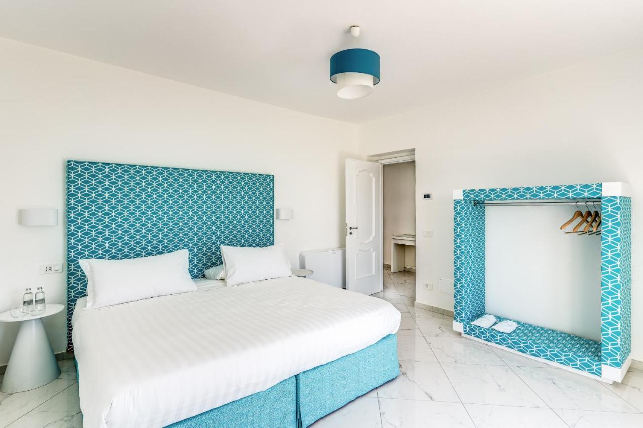 Villa Rusinella Minimalist Retreat With Sea Views マッサ・ルブレンセ エクステリア 写真