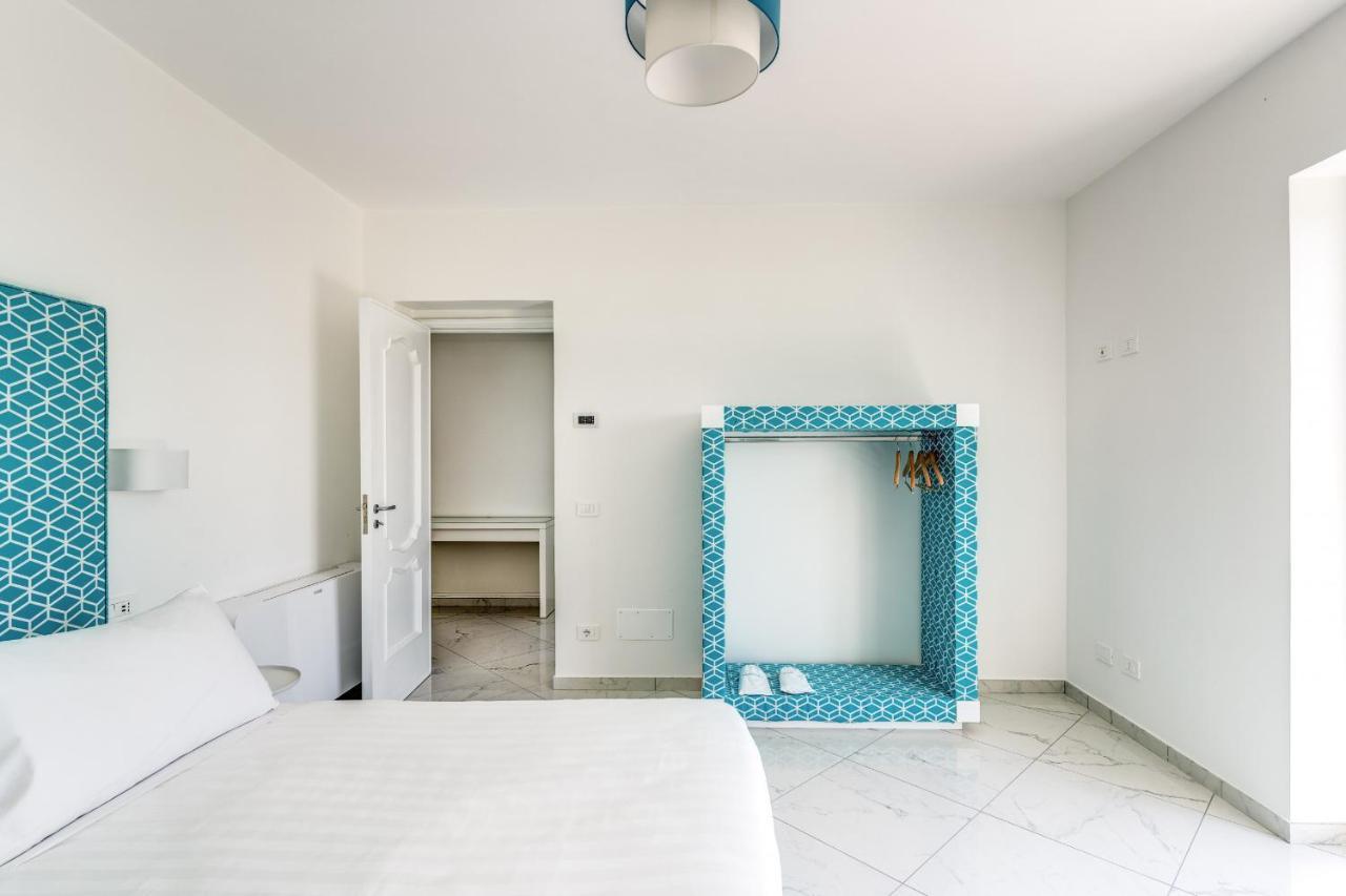 Villa Rusinella Minimalist Retreat With Sea Views マッサ・ルブレンセ エクステリア 写真