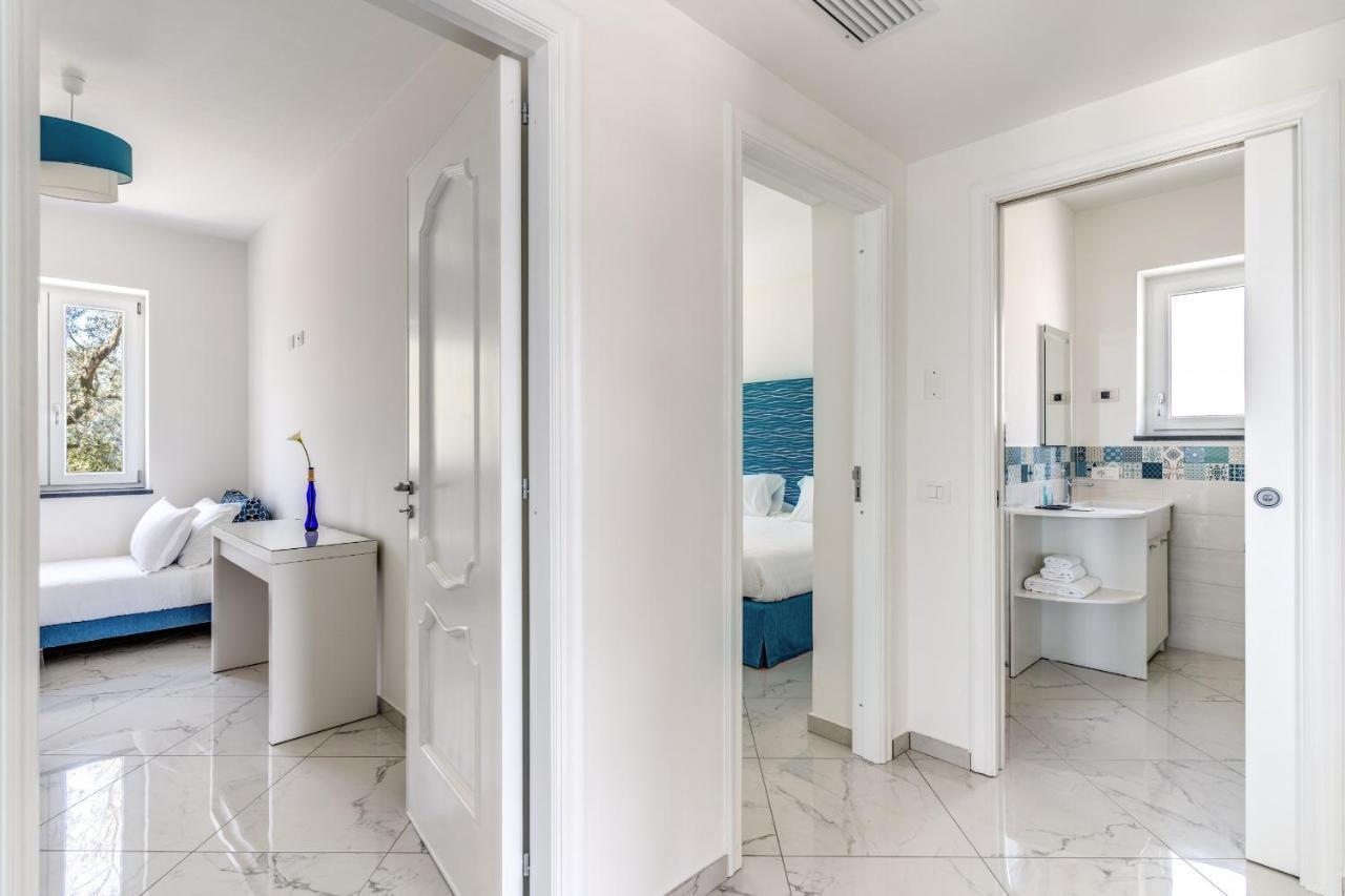 Villa Rusinella Minimalist Retreat With Sea Views マッサ・ルブレンセ エクステリア 写真